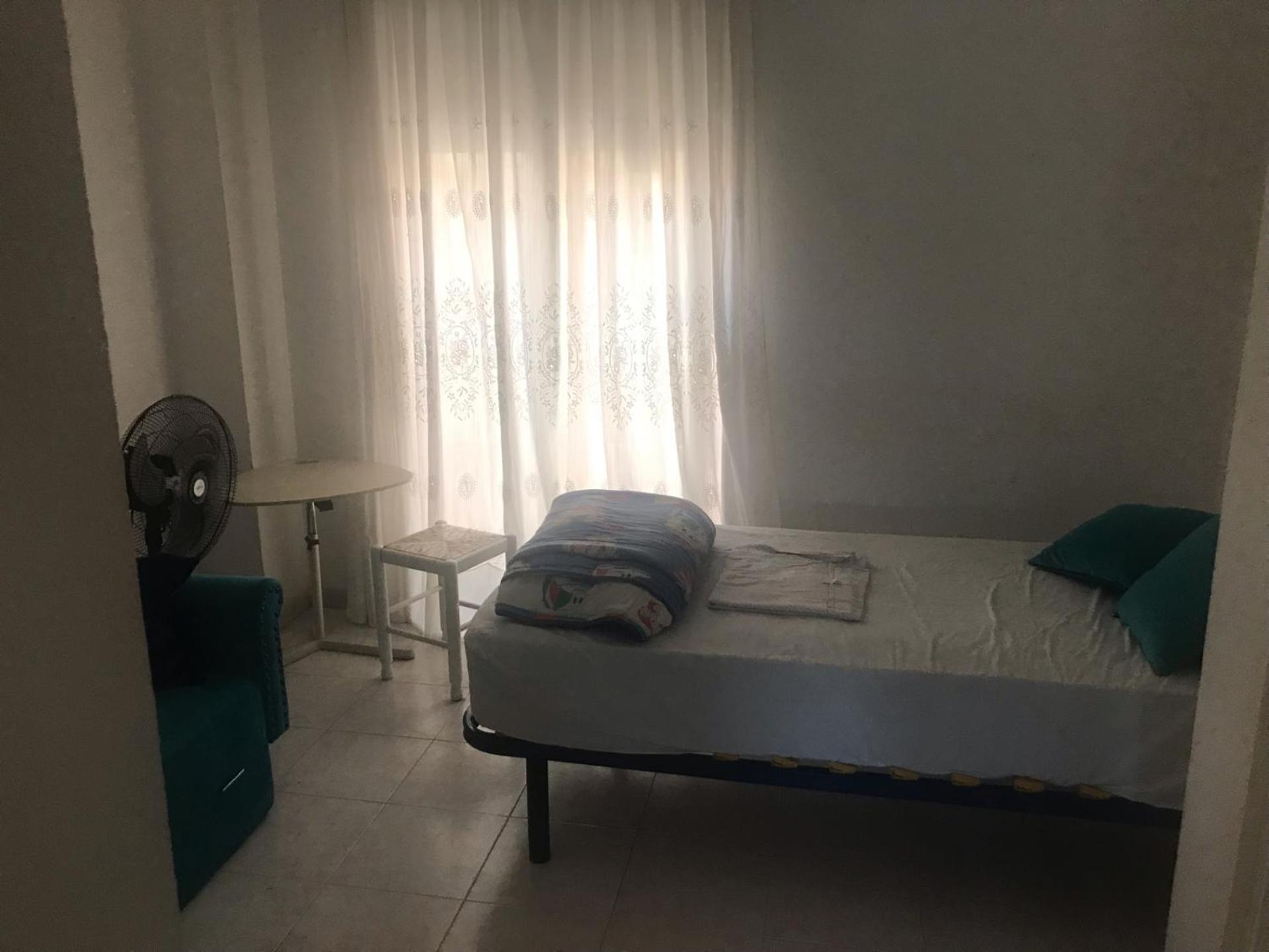 Apartament Malaga Habitacion En Apartamento Carlos Haya Zewnętrze zdjęcie