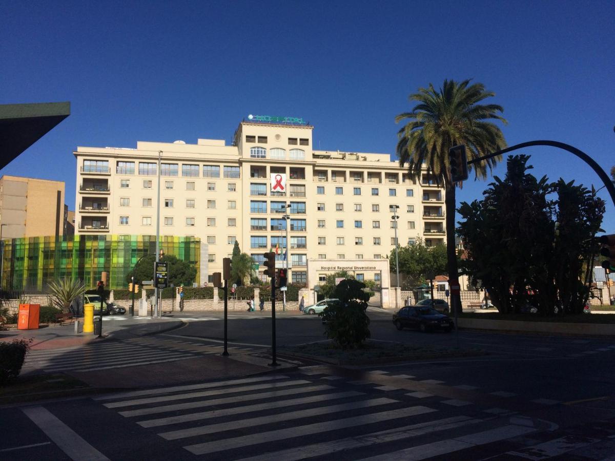Apartament Malaga Habitacion En Apartamento Carlos Haya Zewnętrze zdjęcie